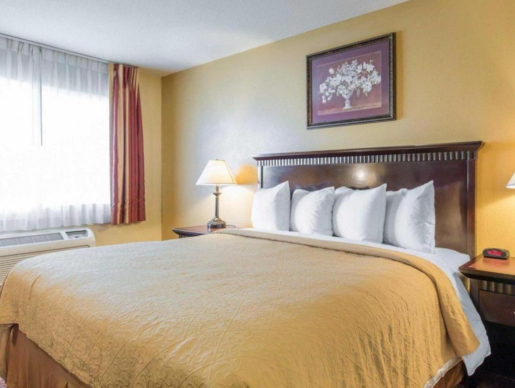 Quality Inn San Bernardino Eksteriør bilde