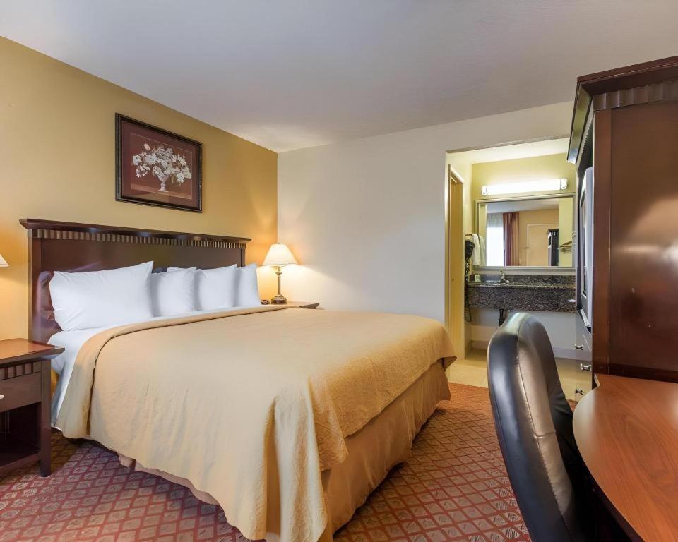 Quality Inn San Bernardino Eksteriør bilde