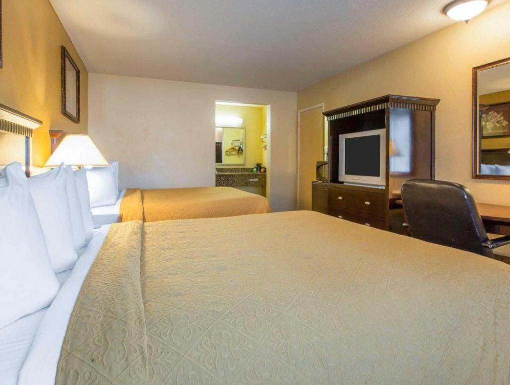 Quality Inn San Bernardino Eksteriør bilde