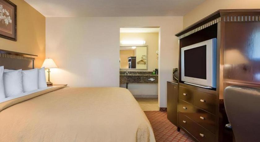 Quality Inn San Bernardino Eksteriør bilde